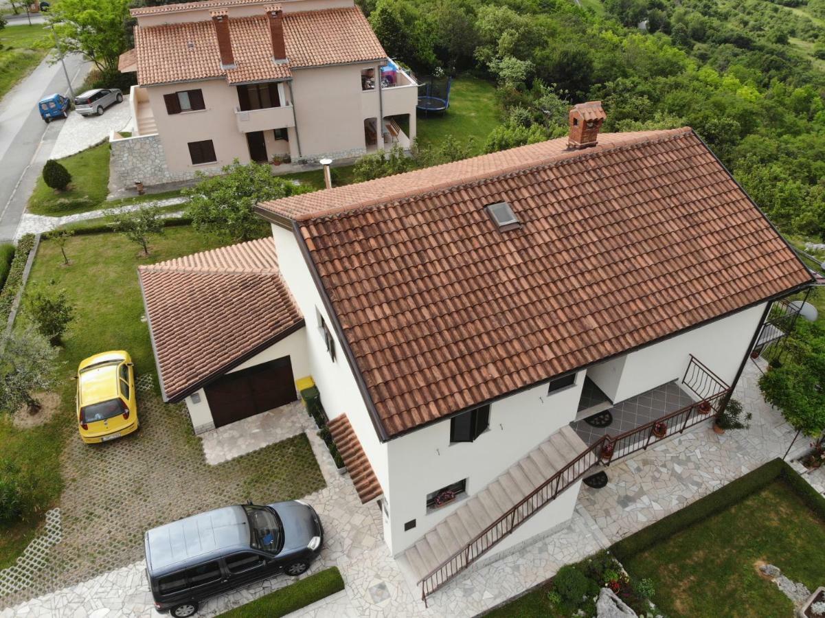 Apartment Fabris Roč المظهر الخارجي الصورة